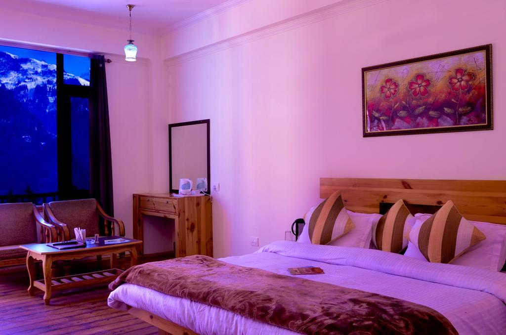 Utopia Resorts & Spa Manāli Quarto foto